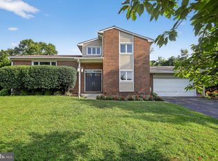 10204 Pine Meadows Ln, Upper Marlboro, MD 20772