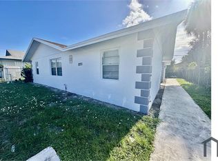 1221 NW 29th Ave #B, Fort Lauderdale, FL 33311