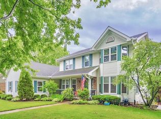 6121 Fredericksburg Ln, Madison, WI 53718