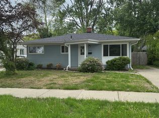 4227 Crooks Rd, Royal Oak, MI 48073