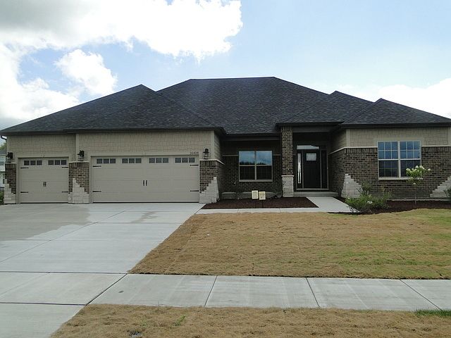 1st image of 16548 S Mueller Cir