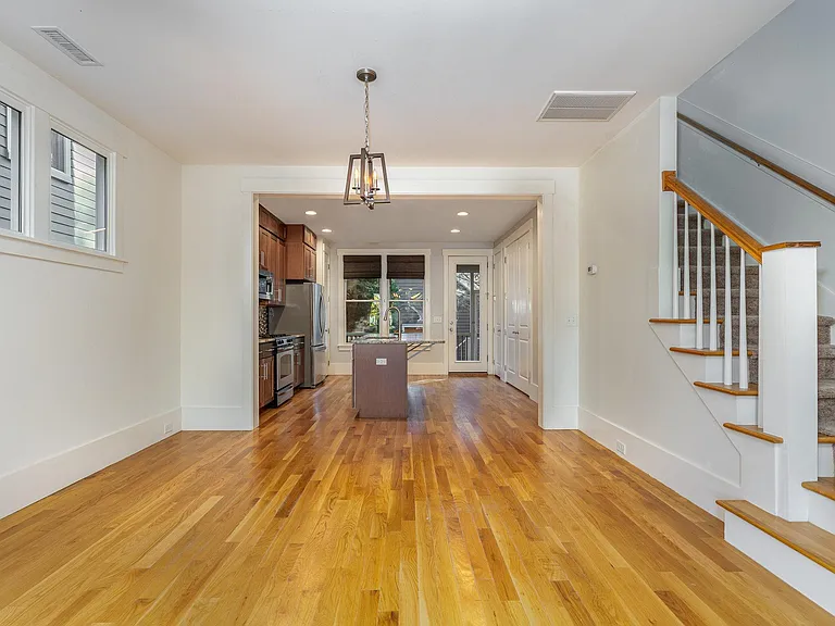 1239 Great Ridge Pkwy — Photo 21