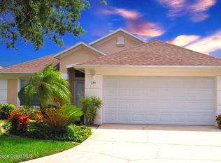 725 Morning Cove Cir SE, Palm Bay, FL 32909