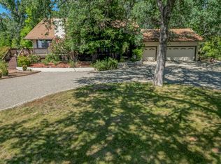 19616 Midland Dr, Redding, CA