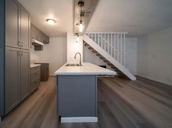 2585 W Fairmont Avenue, Fresno, CA 93705