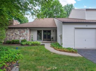 14 Lenape Dr, Roseland, NJ 07068