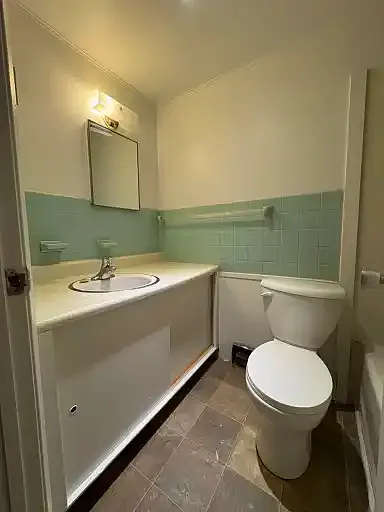36 Thom St #6 — Photo 7