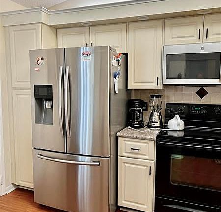 3rd image of 10945 Washingtonia Palm Ct APT B