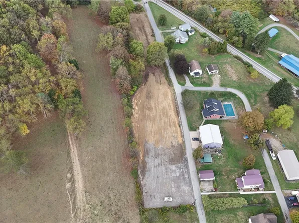 112 S Chestnut St, Smicksburg, PA 16256