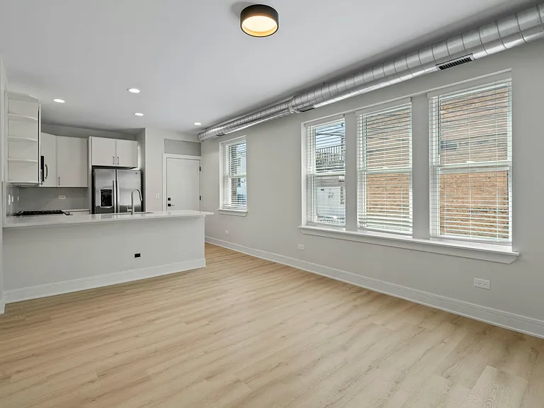 436 S Maple Ave #202 — Photo 14
