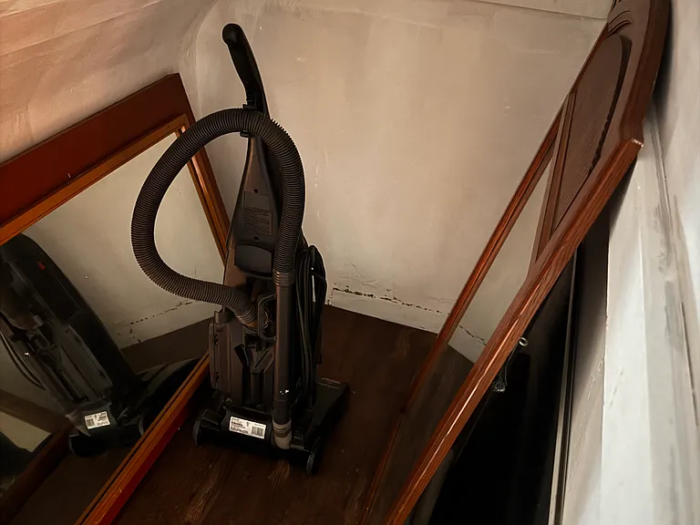 3rd Floor Closet