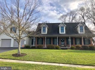 19 W Mulberry Hill Rd, Carlisle, PA 17013