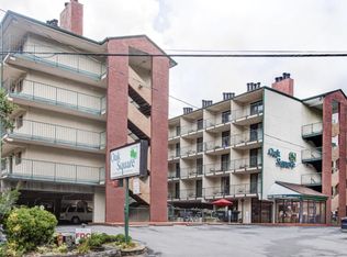 685 River Rd #404, Gatlinburg, TN 37738