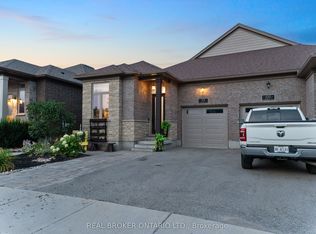 98 Woodberry Cres, Woolwich, ON N3B0C8