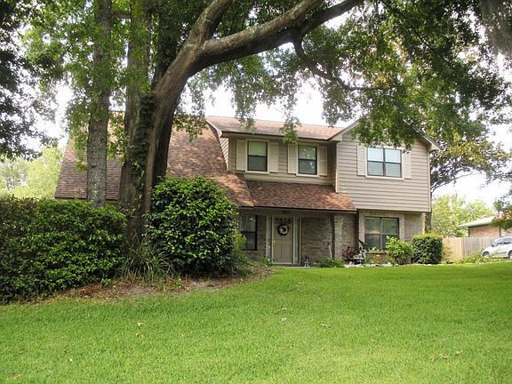 2nd image of 945 Silverridge Ct