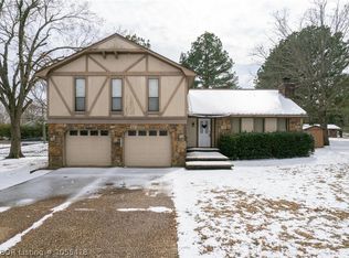 16835 McGinnis Ln, Spiro, OK 74959
