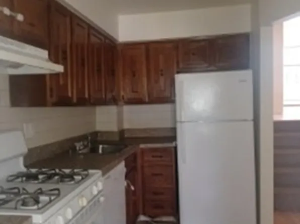 156-00 77th St #2, Howard Beach, NY 11414
