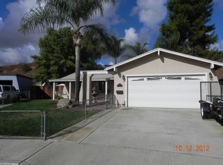9916 Saddleback Dr, Lakeside, CA 92040