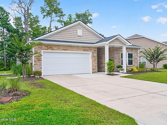 2nd image of 1620 Buttonwillow Court SW