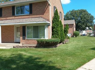 13 Hemlock St #13, Park Forest, IL 60466