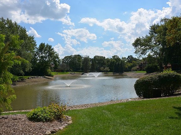 2nd image of 6 Cinnamon Creek Dr APT 1S
