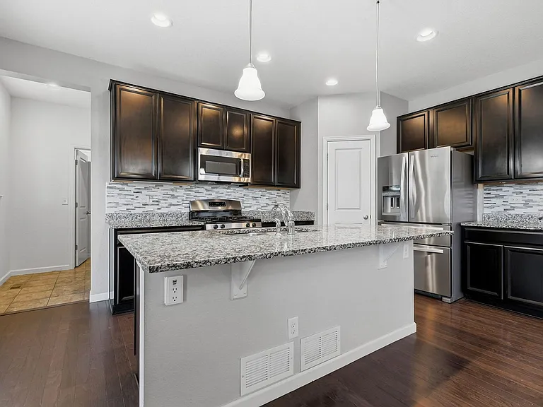 614 W 170th Pl — Photo 13