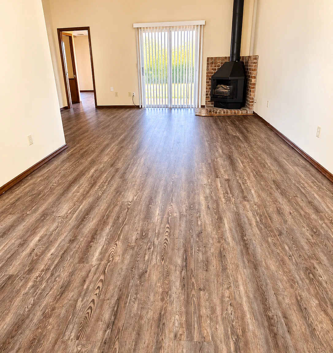 3 bed, 1710 sqft, $1,950 — Photo 2