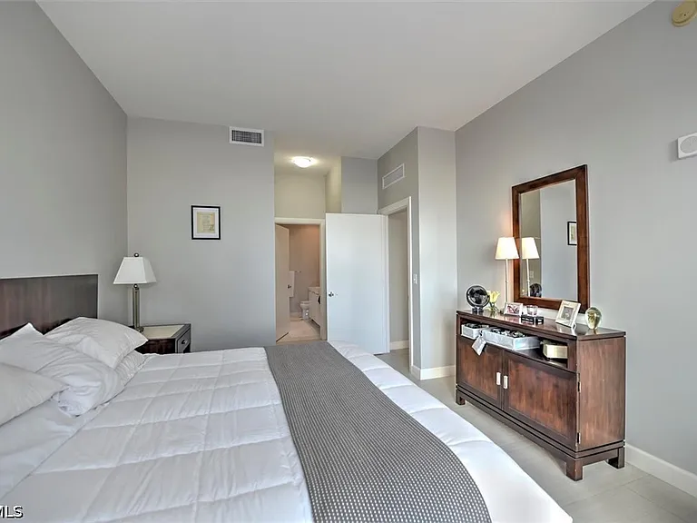 3000 Oasis Grand Blvd #407 — Photo 13
