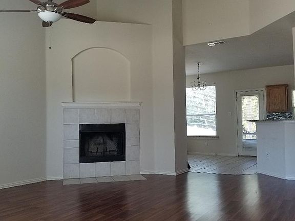 4th image of 416 Creekview Dr
