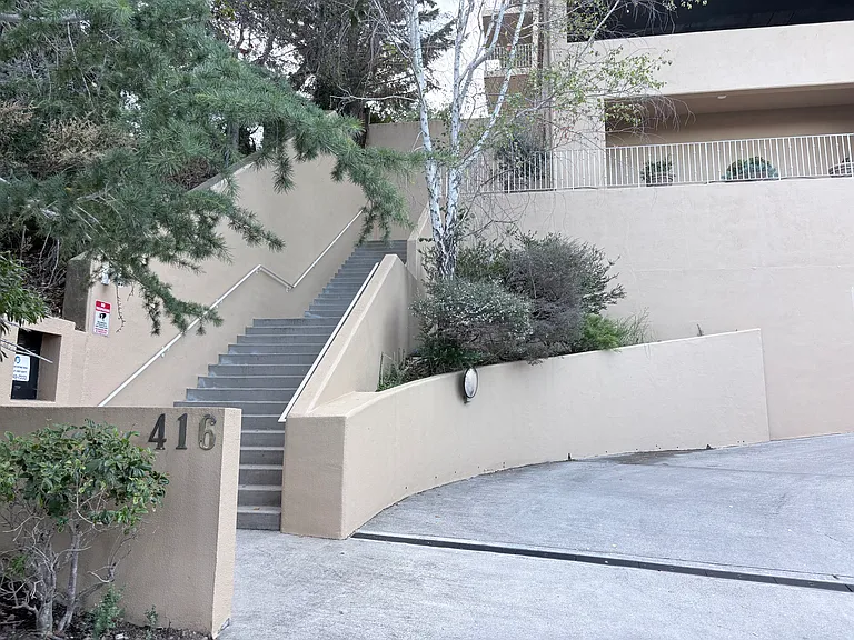 416 Portofino Dr #303 — Photo 27