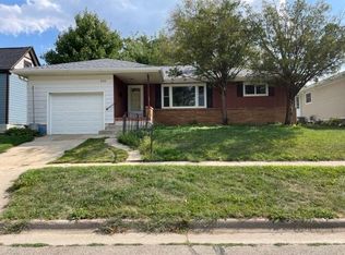 830 9th St, Monroe, WI 53566