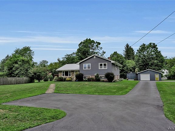 4th image of 470 Old Main Rd