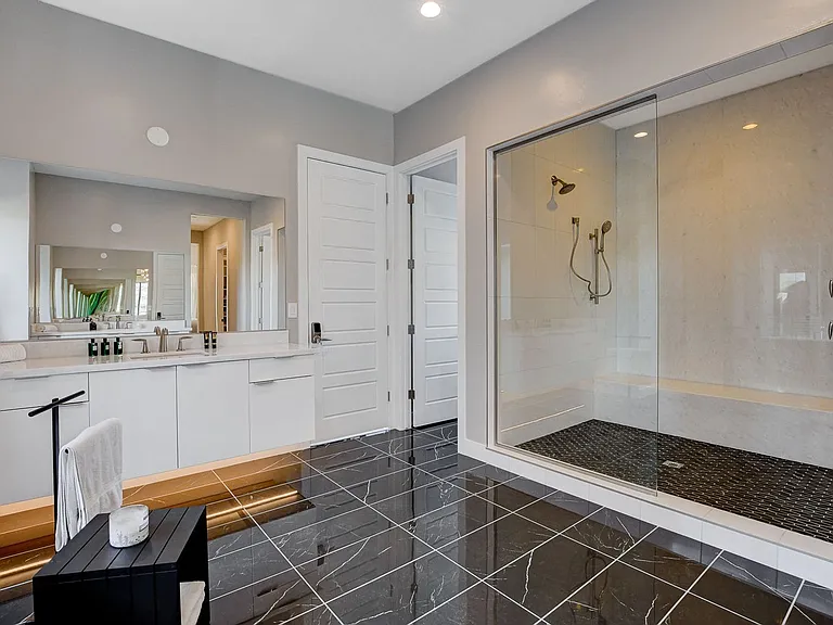 5289 Feathertop Dr — Photo 53