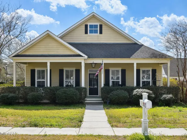 15 Le Petit Cv, Long Beach, MS 39560