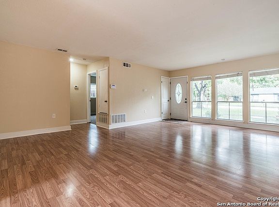 3rd image of 5807 Hidden Lake St
