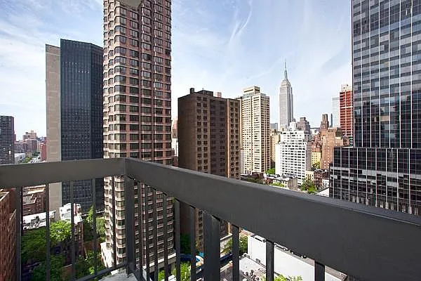 Sold by Modlin Group | media 23