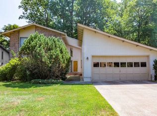9101 Home Guard Dr, Burke, VA 22015