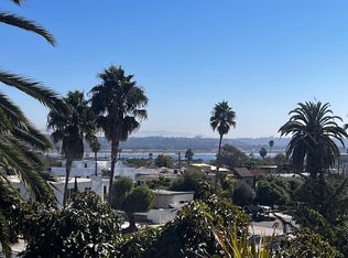 1756 Pacific Beach Dr, San Diego, CA 92109