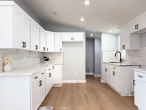 2nd image of 301 Duke Ln #16