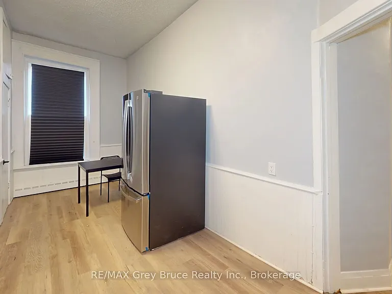 844 2nd Ave E #2 — Photo 5