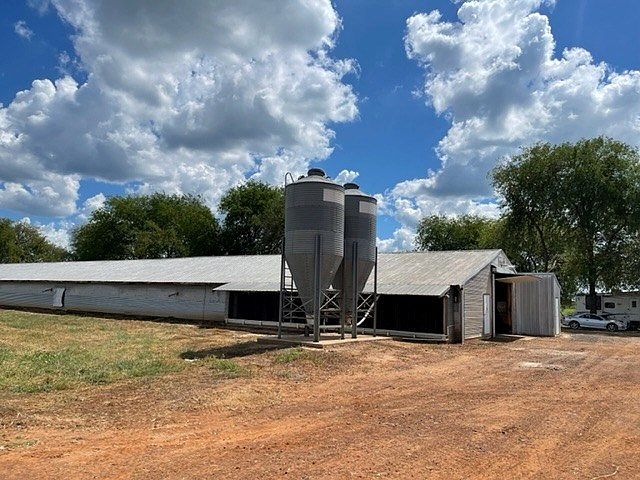 1st image of 6044 Us Highway 271 S