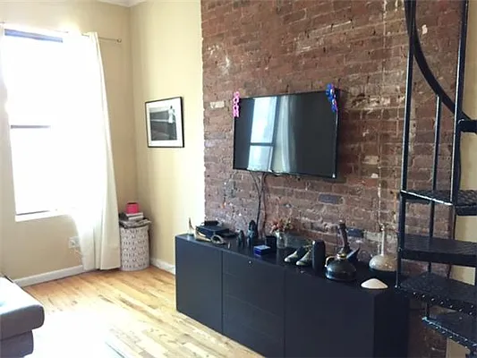 Rented by Platinum Properties | media 4