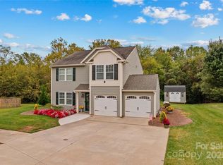 1474 Winter Dr, Statesville, NC 28677