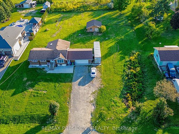 3rd image of 13924 Kennedy Rd