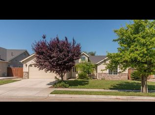 1173 Clawson Way, Lemoore, CA 93245