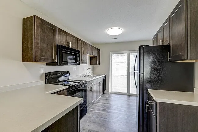 510 E Fairlawn Dr — Photo 12