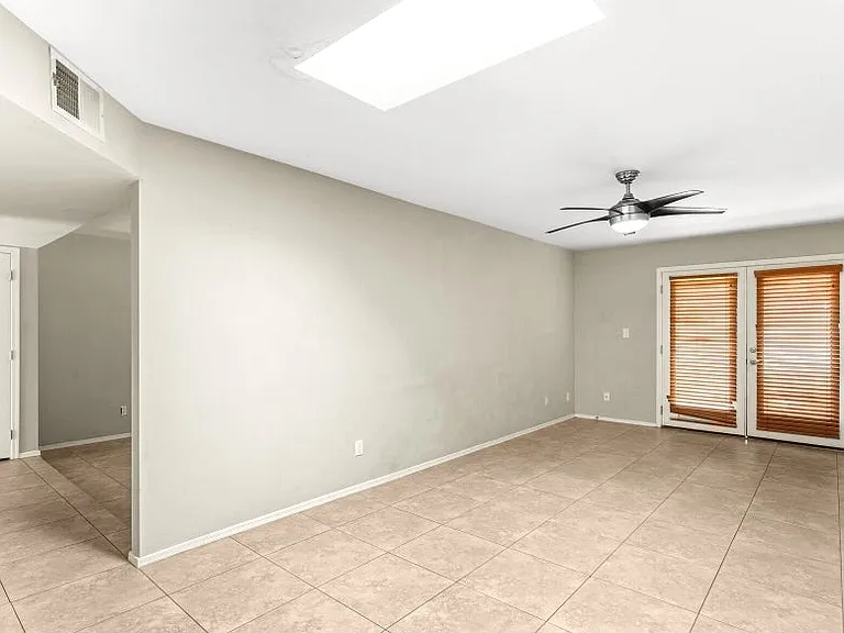 1702 E Gaylon Dr — Photo 17