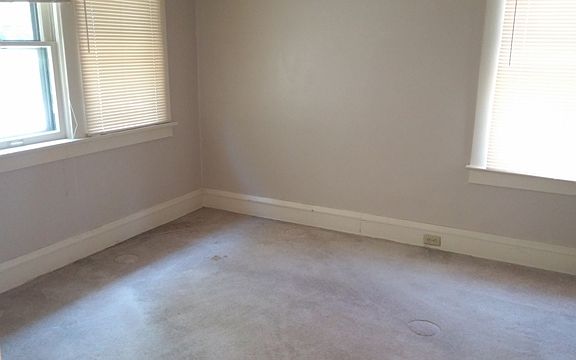 3rd image of 2711 Roanoke Ave