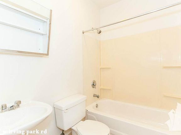 4th image of 3957 W Irving Park Rd #1425