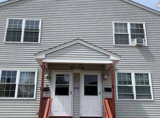 86 Manhattan St, Springfield, MA 01109